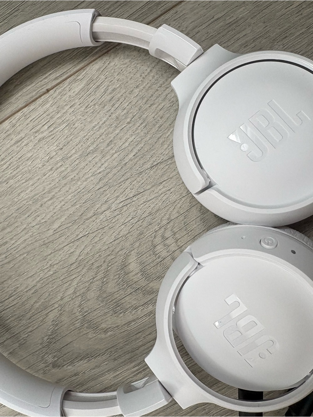 JBL White Over-Ear Wireless Headphones with JBL Logo